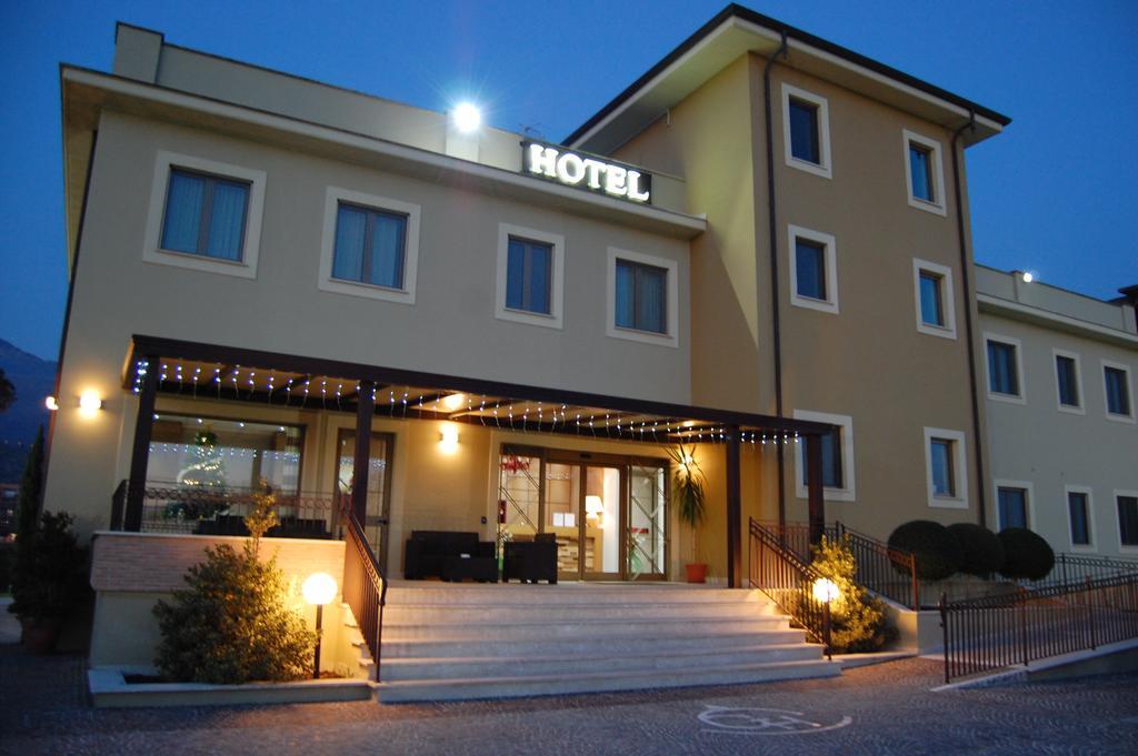 Giga Hotel Villa Santa Lucia Exterior foto