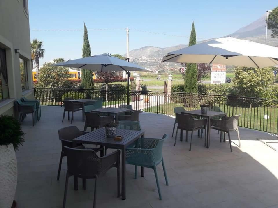 Giga Hotel Villa Santa Lucia Exterior foto