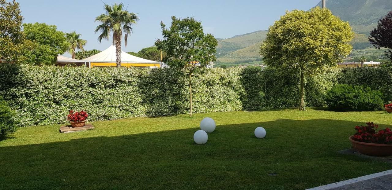 Giga Hotel Villa Santa Lucia Exterior foto